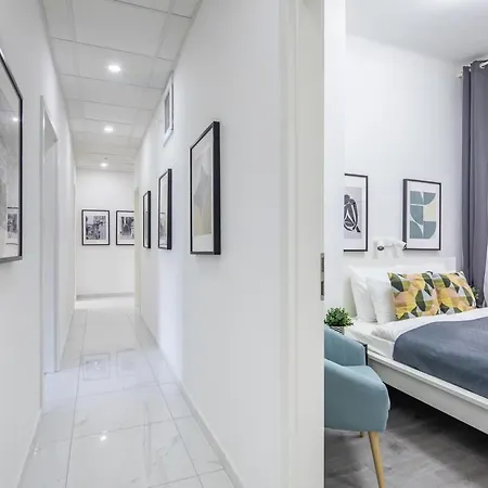 Apartment Newly Designed Budapest