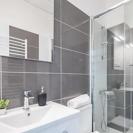 Newly Designed Apartamento *