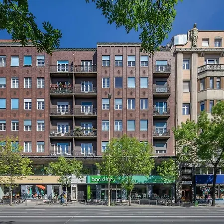 Newly Designed Apartamento